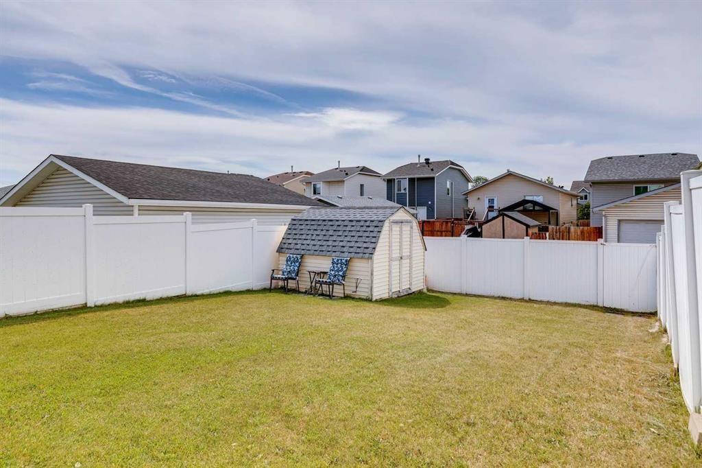 151 Rivercrest Close Se, Calgary, AB - Outdoor