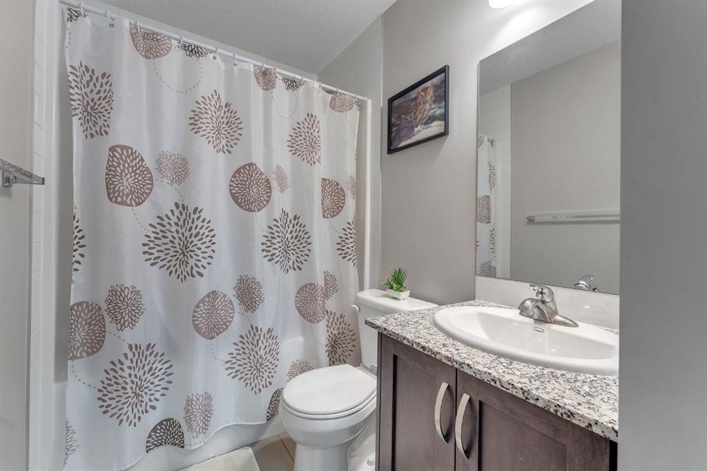 160 Cornerstone Avenue Ne, Calgary, AB - Indoor Photo Showing Bathroom