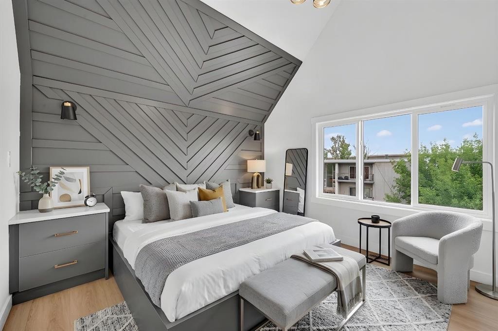 2022 12 Avenue Sw, Calgary, AB