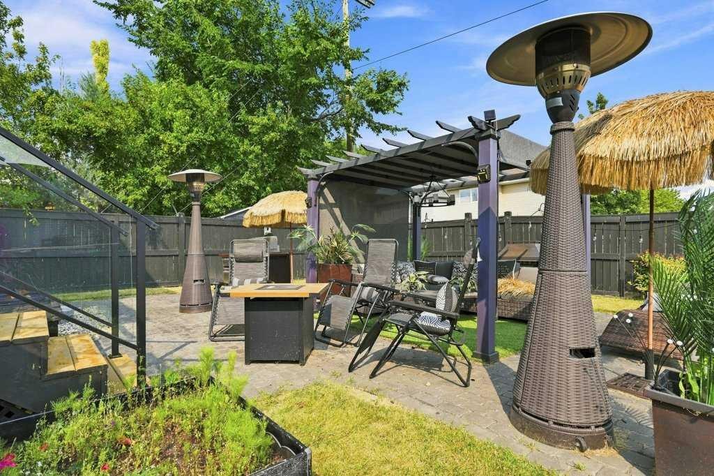 236 Chaparral Drive Se, Calgary, AB - Outdoor