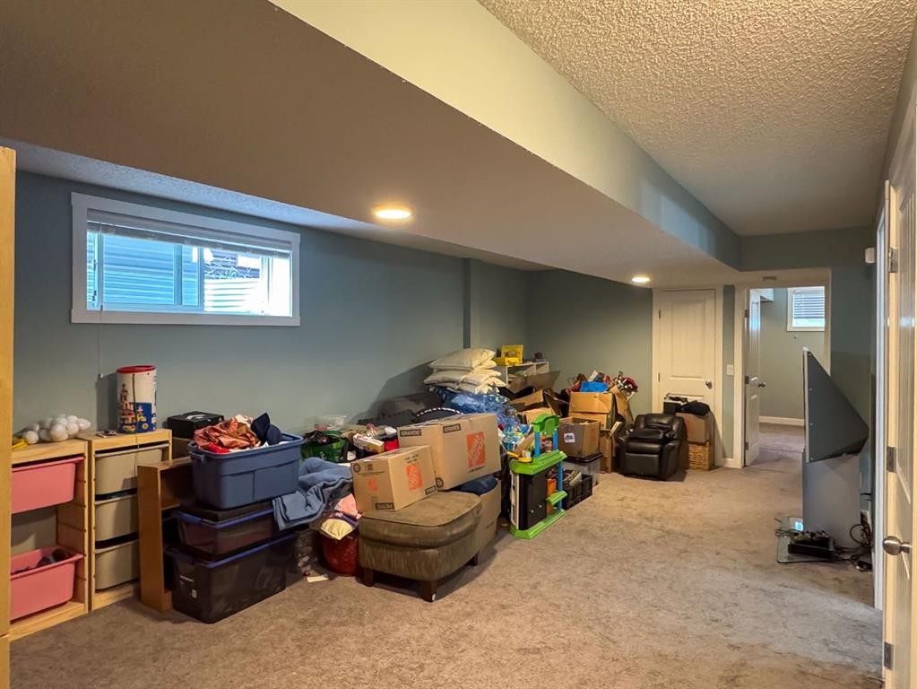 122 Midtown Boulevard Sw, Airdrie, AB - Indoor