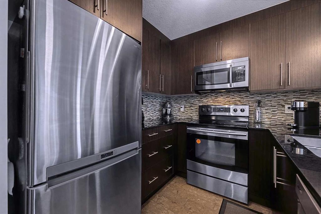 4408-155 Skyview Ranch Way Ne, Calgary, AB - Indoor Photo Showing Kitchen With Stainless Steel Kitchen With Upgraded Kitchen
