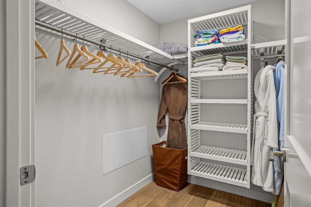 307-1505 Spring Creek Gate, Canmore, AB - Indoor With Storage