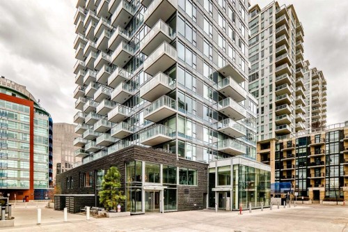 104-108 Waterfront Court SW Calgary, AB T2P 1K7