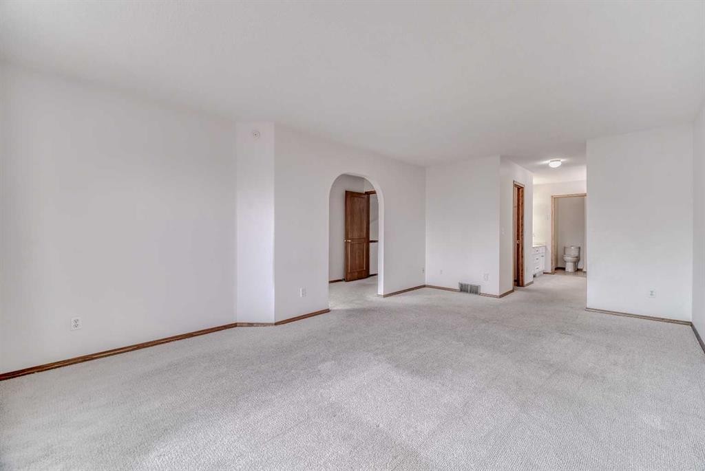 10057 Hamptons Boulevard Nw, Calgary, AB - Indoor Photo Showing Other Room