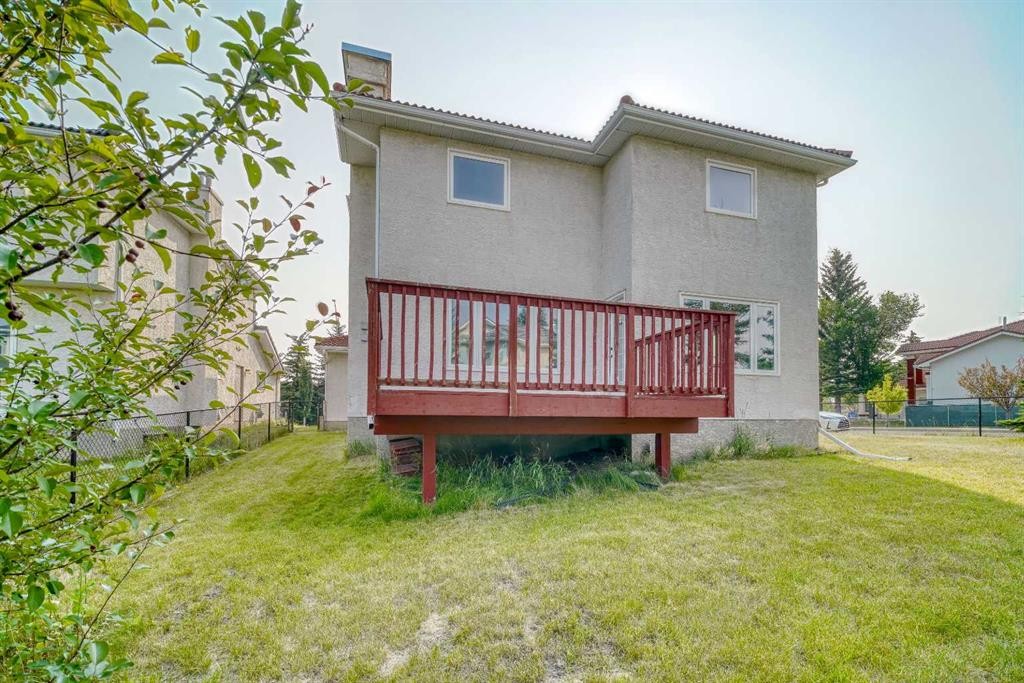 10057 Hamptons Boulevard Nw, Calgary, AB - Outdoor With Deck Patio Veranda