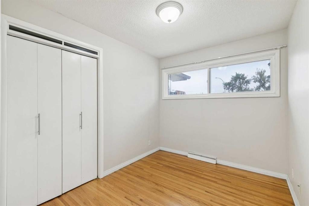 3816 26 Avenue Sw, Calgary, AB - Indoor Photo Showing Other Room