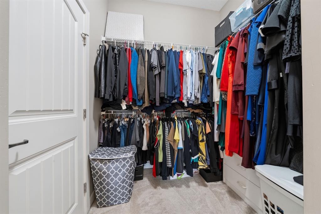 113 Marina Key, Chestermere, AB - Indoor With Storage