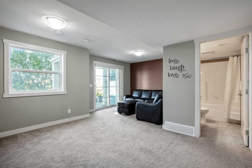554 Redstone View Ne, Calgary, AB - Indoor