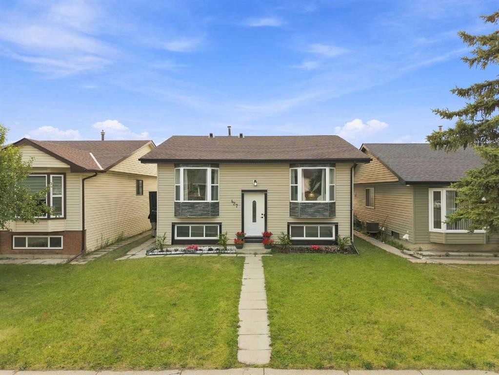 427 Falmere Road Ne, Calgary, AB - Outdoor