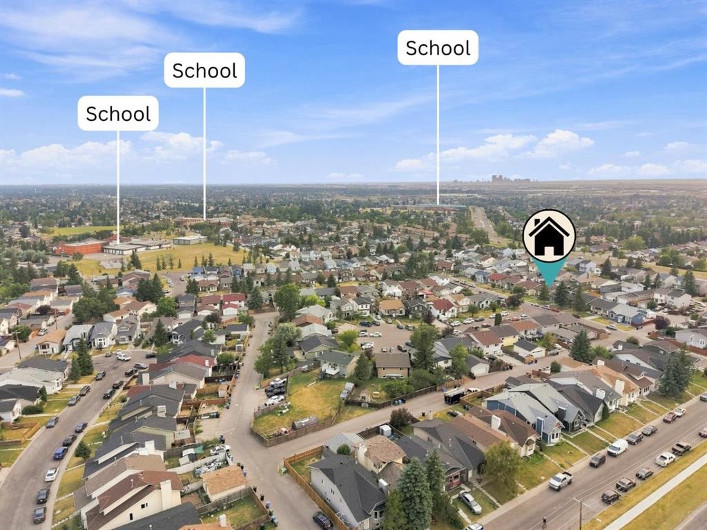 427 Falmere Road Ne, Calgary, AB - Outdoor With View