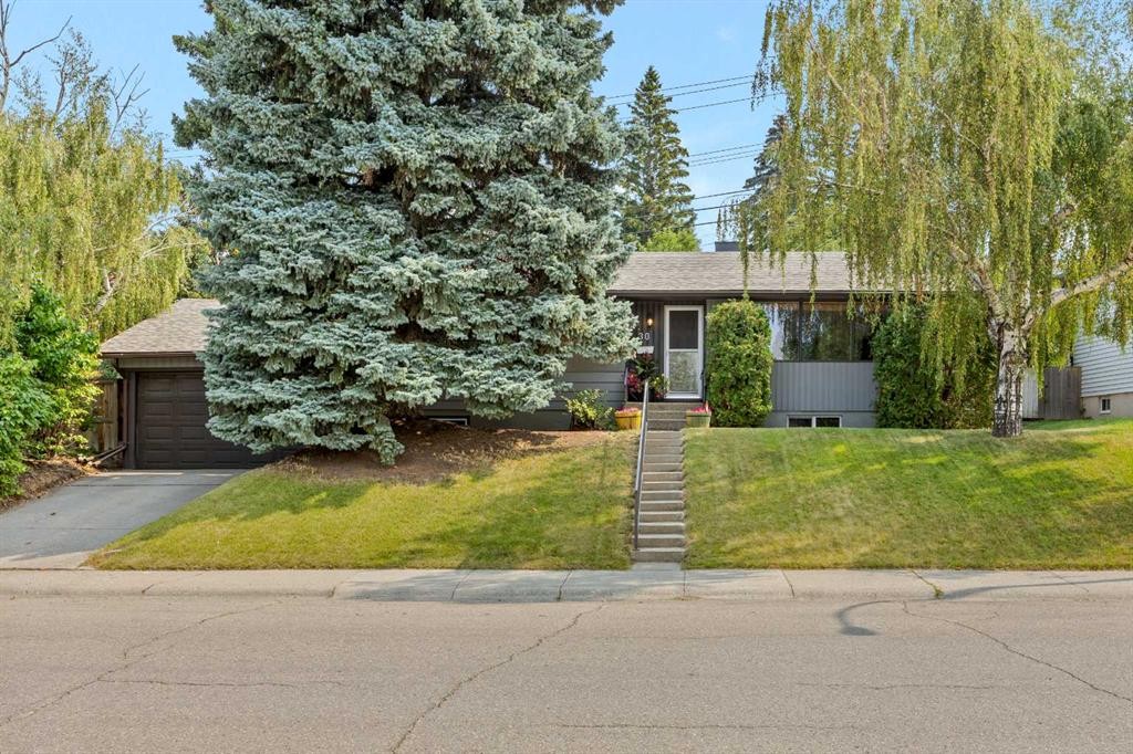 30 Gateway Drive Sw, Calgary, AB - Outdoor