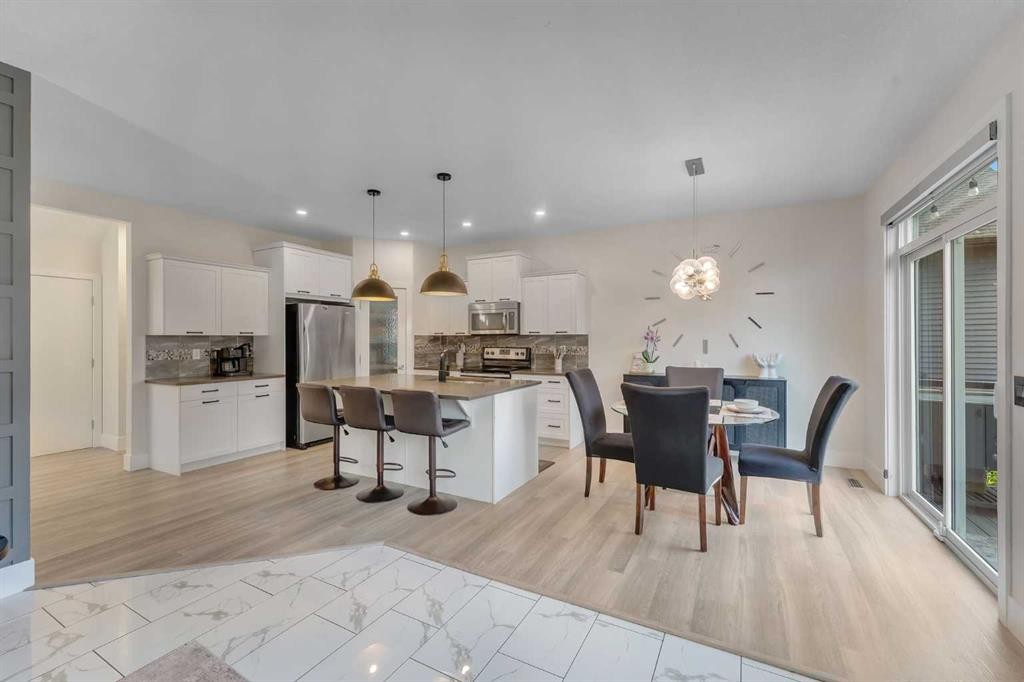 156 Rainbow Falls Heath, Chestermere, AB - Indoor
