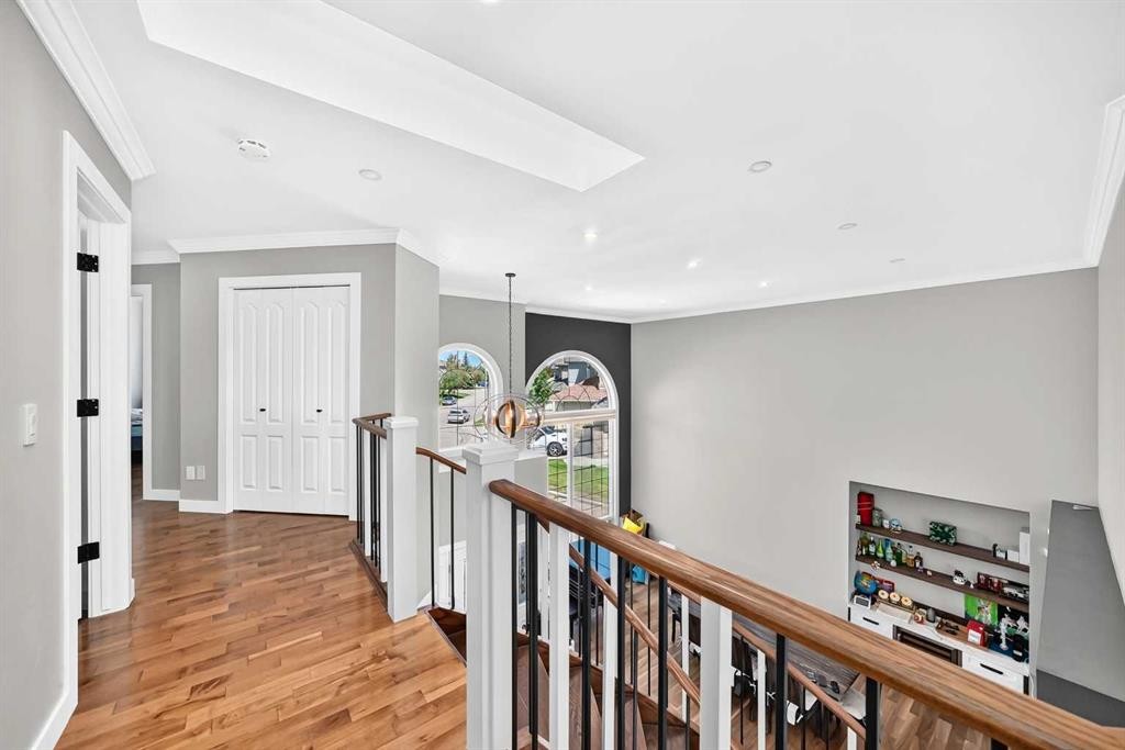 199 Hampstead Way Nw, Calgary, AB - Indoor Photo Showing Other Room