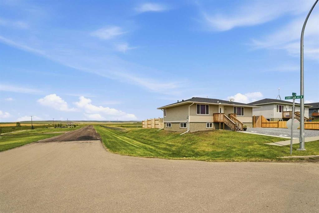 301 3Rd Street West, Standard, AB - Outdoor