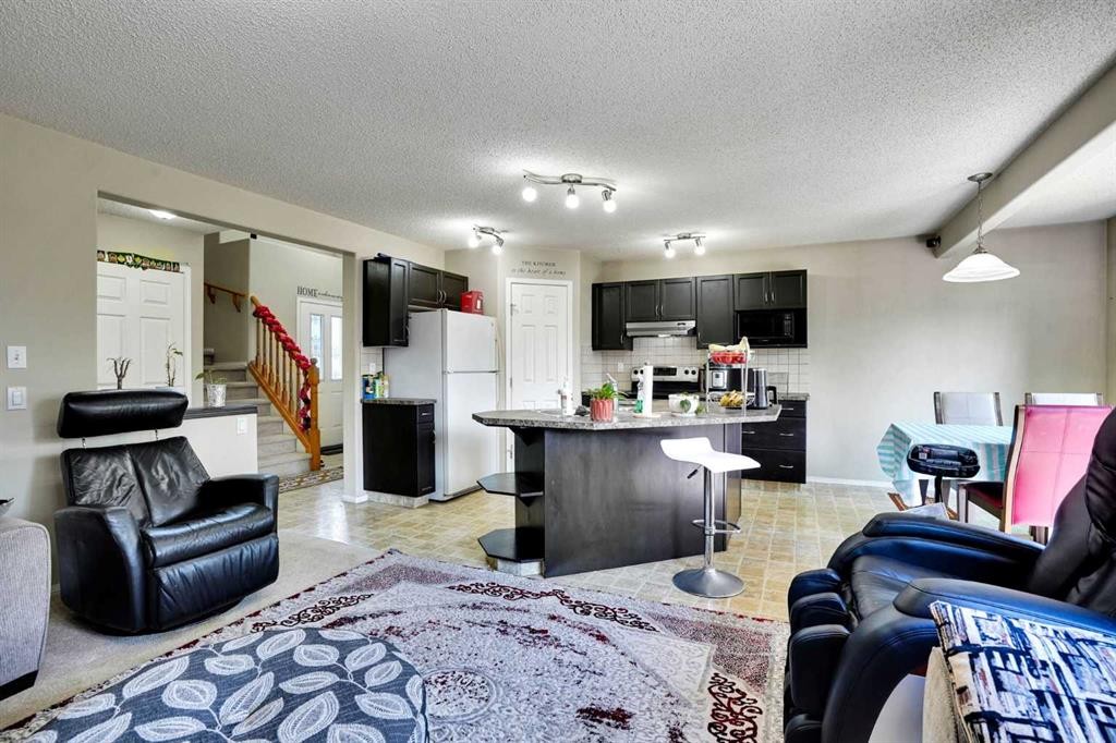 62 Covewood Manor, Calgary, AB - Indoor