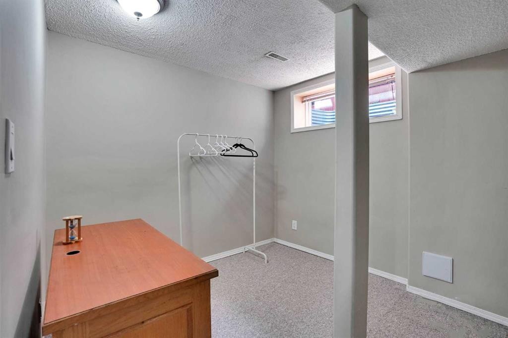 62 Covewood Manor, Calgary, AB - Indoor