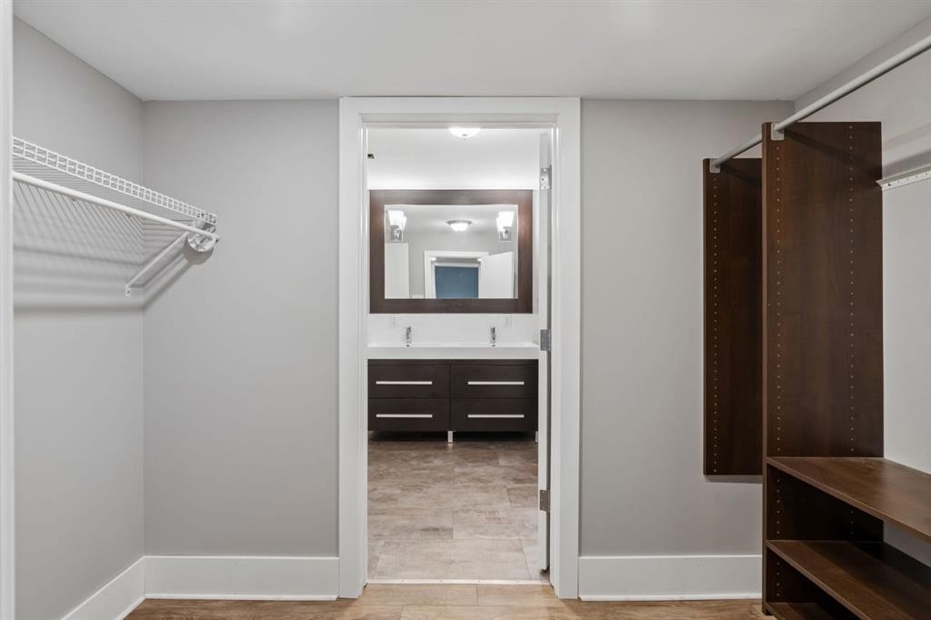 91 Winslow Crescent Sw, Calgary, AB - Indoor