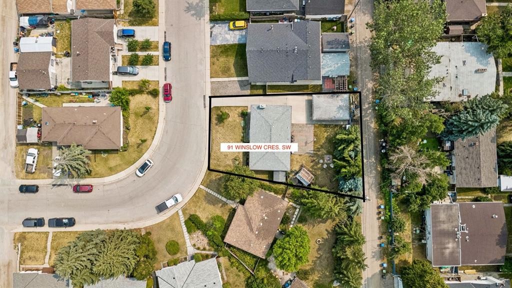 91 Winslow Crescent Sw, Calgary, AB - With View