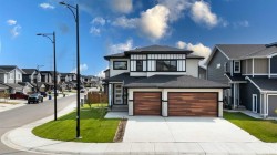 1004 waterford Drive Chestermere, AB T1X 2T7
