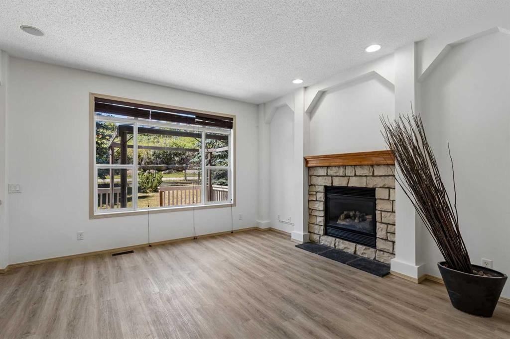420 Royal Oak Circle Nw, Calgary, AB - Indoor Photo Showing Living Room With Fireplace