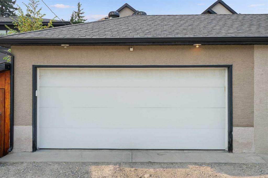 2526 3 Avenue Nw, Calgary, AB - Outdoor With Exterior