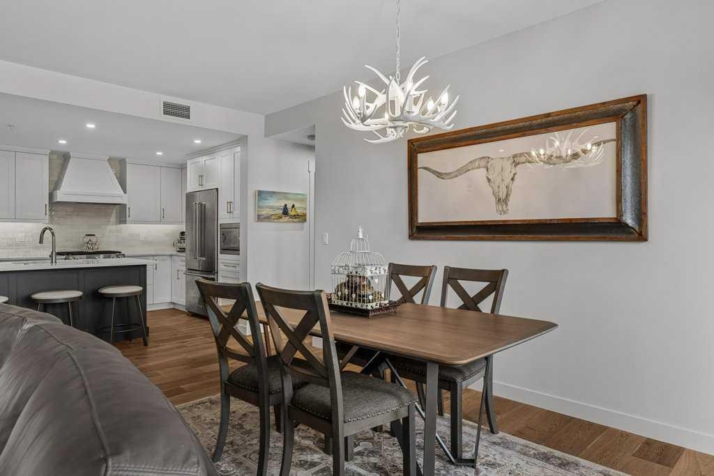 311-1315 Spring Creek Gate, Canmore, AB - Indoor Photo Showing Dining Room