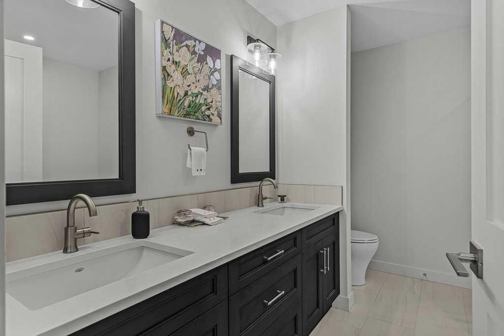 311-1315 Spring Creek Gate, Canmore, AB - Indoor Photo Showing Bathroom