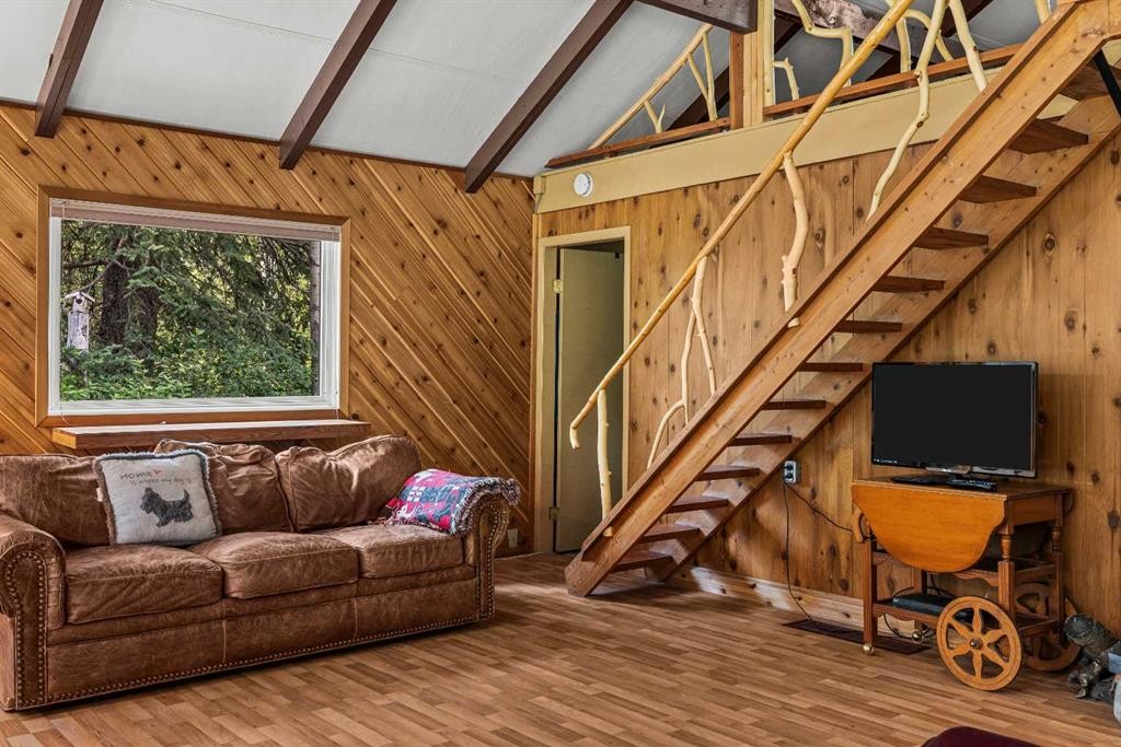 9 Des Arcs Road, Lac Des Arcs, AB - Indoor