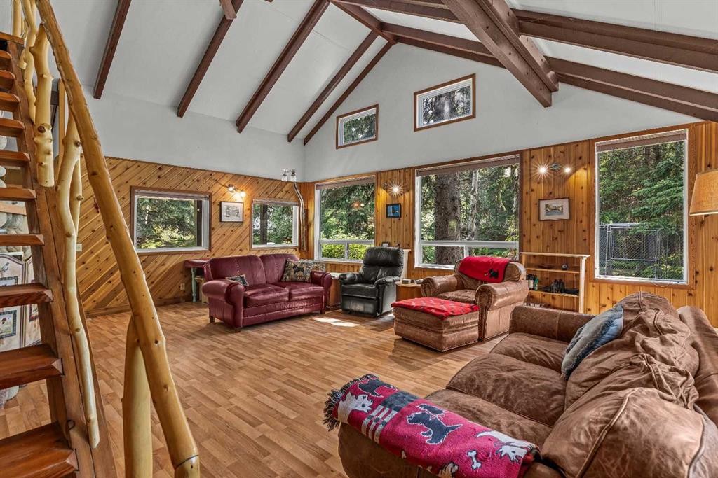 9 Des Arcs Road, Lac Des Arcs, AB - Indoor