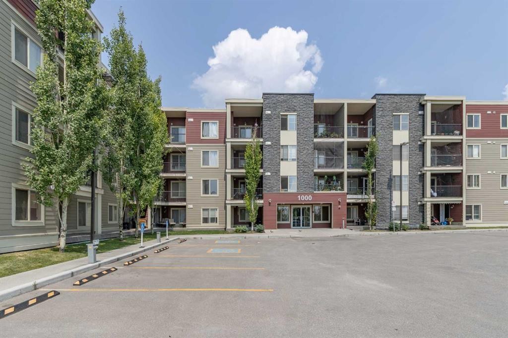 1108-5 Saddlestone Way Ne, Calgary, AB - Outdoor With Facade