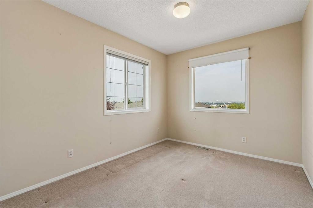 41 Panorama Hills Way Nw, Calgary, AB - Indoor Photo Showing Other Room