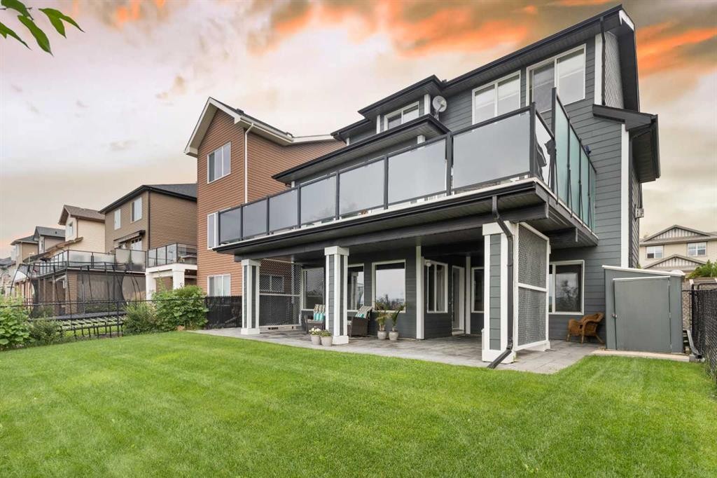 159 Sunset View, Cochrane, AB - Outdoor