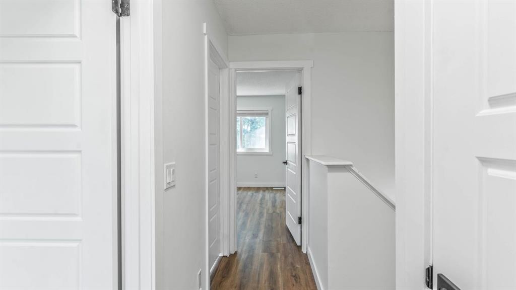 15 Taraglen Court Ne, Calgary, AB - Indoor Photo Showing Other Room