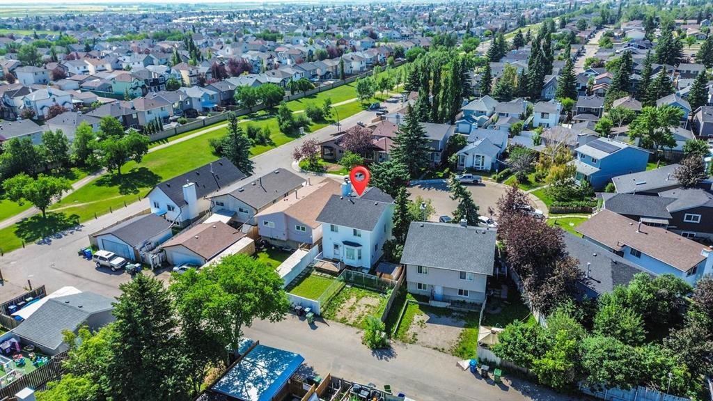 15 Taraglen Court Ne, Calgary, AB - Outdoor With View