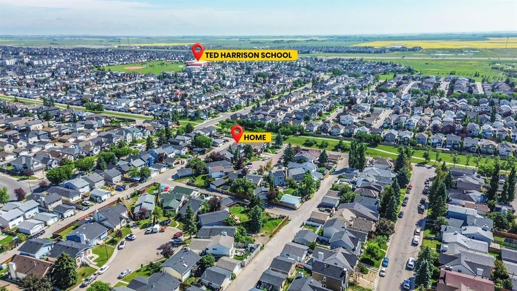 15 Taraglen Court Ne, Calgary, AB - Outdoor With View