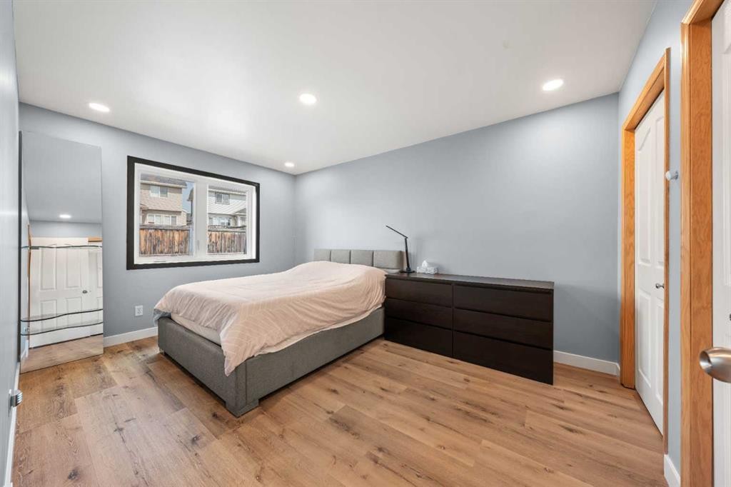 163 Taravista Street Ne, Calgary, AB - Indoor Photo Showing Bedroom