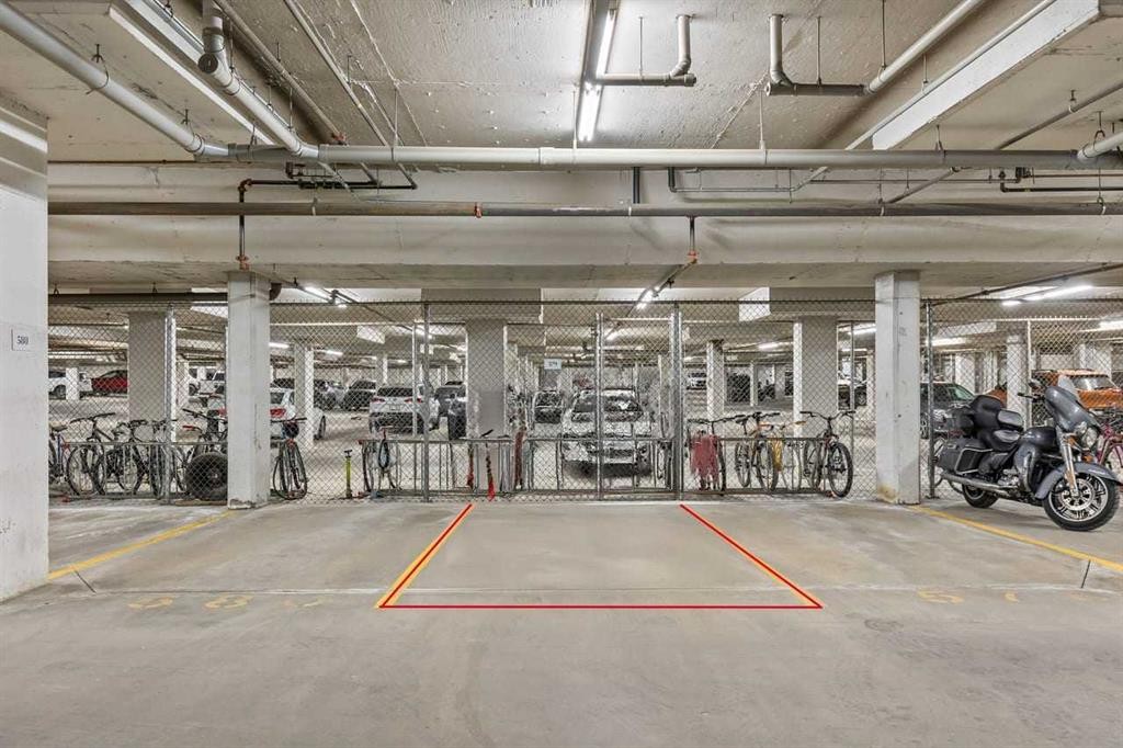 320-11 Millrise Drive Sw, Calgary, AB - Indoor Photo Showing Garage