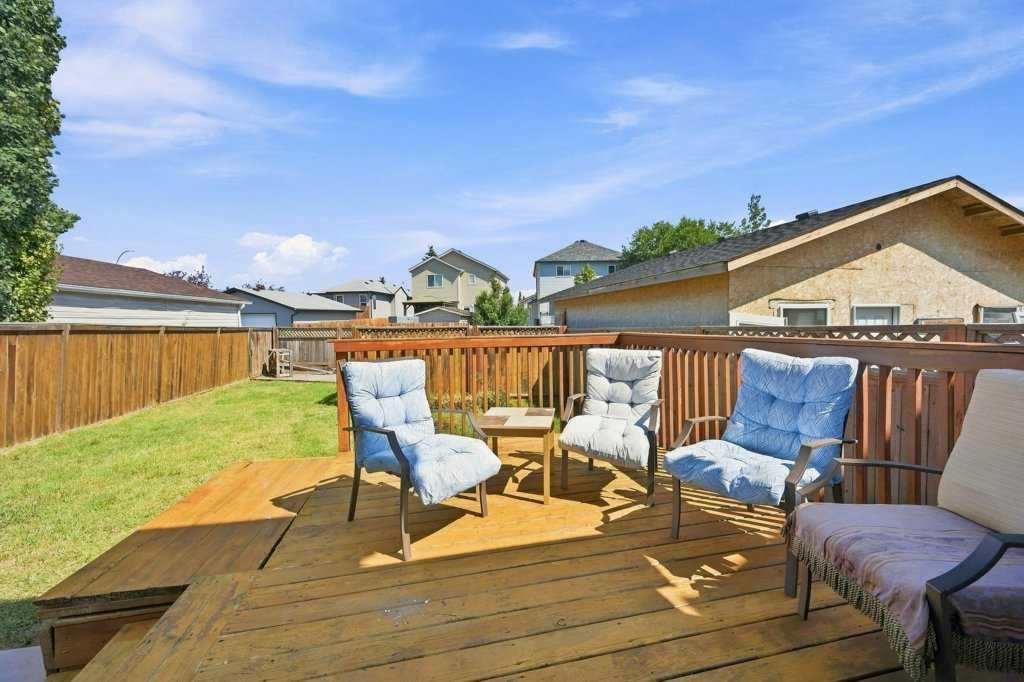 100 Coventry Road Ne, Calgary, AB - Outdoor With Deck Patio Veranda