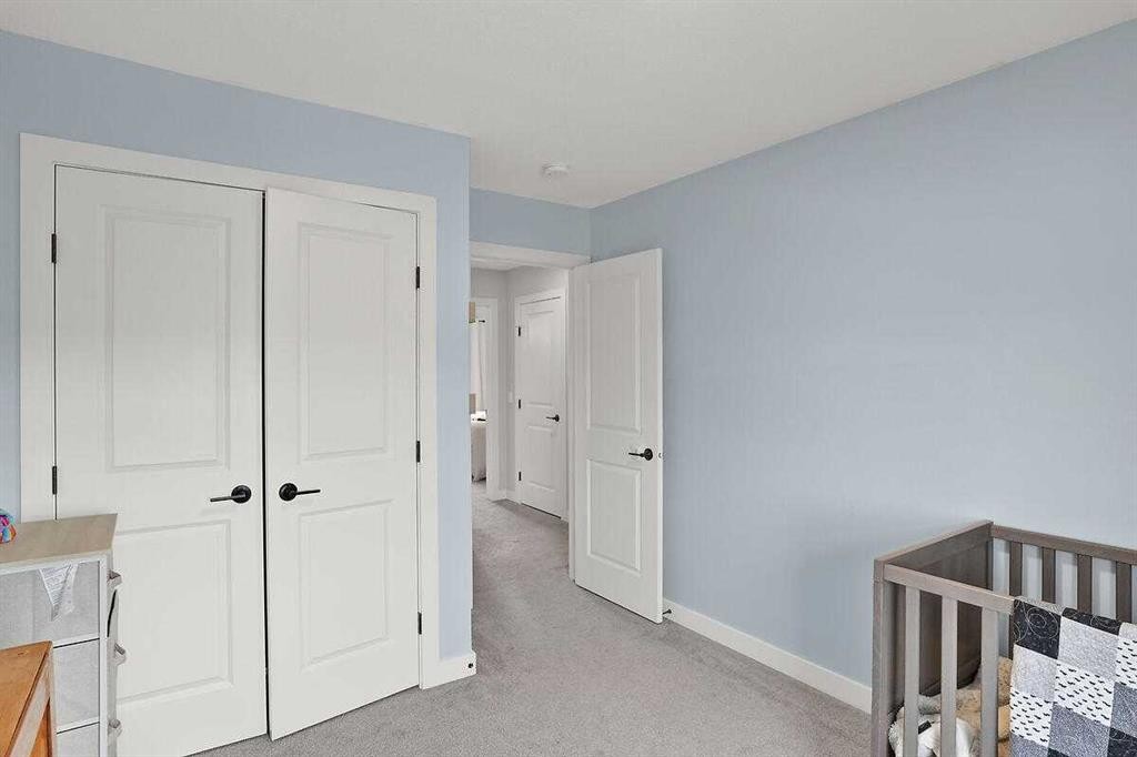 1139 Lanark Boulevard Se, Airdrie, AB - Indoor Photo Showing Other Room