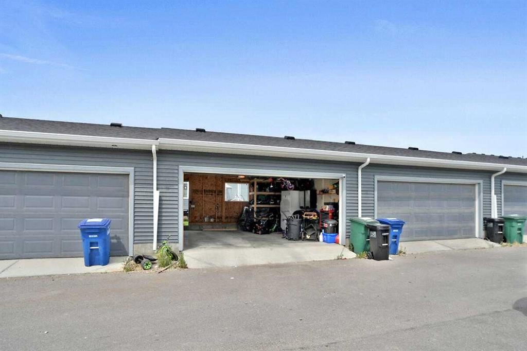 1139 Lanark Boulevard Se, Airdrie, AB - Outdoor