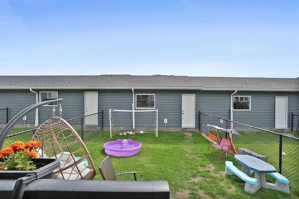 1139 Lanark Boulevard Se, Airdrie, AB - Outdoor