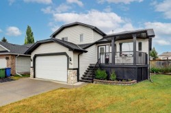 308 West Terrace Place Cochrane, AB T4C 1S3