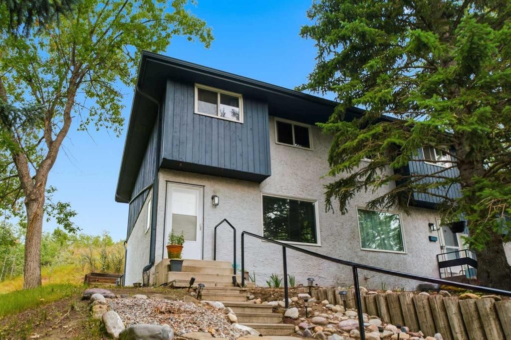 12-800 Bowcroft Place, Cochrane, AB - Outdoor