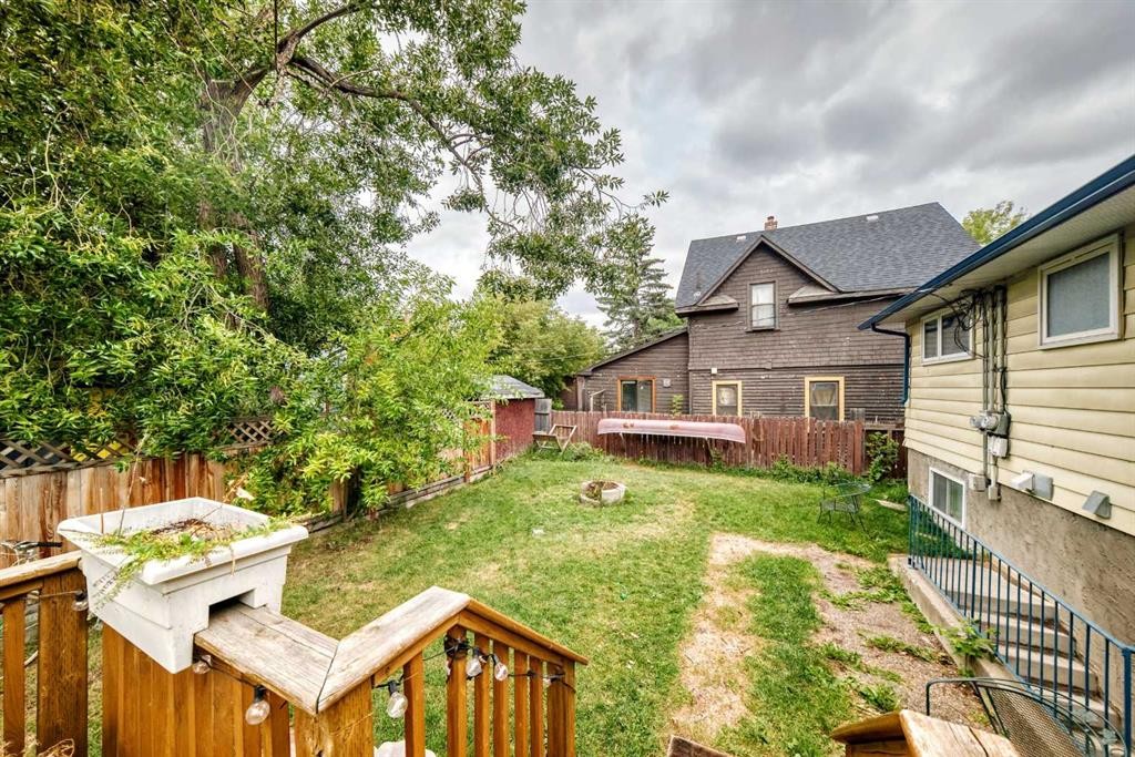 1117 8 Street Se, Calgary, AB - Outdoor