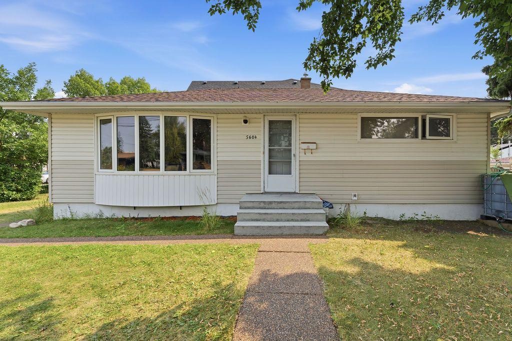 5604 21 Street Sw, Calgary, AB - Outdoor
