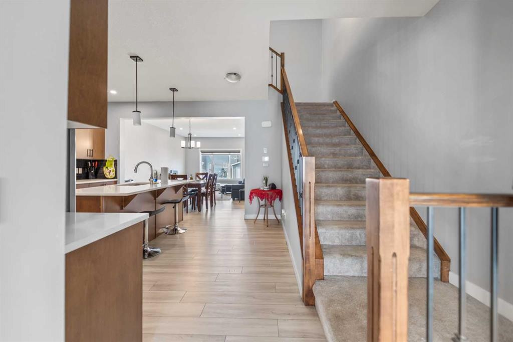 75 Homestead Park Ne, Calgary, AB - Indoor Photo Showing Other Room