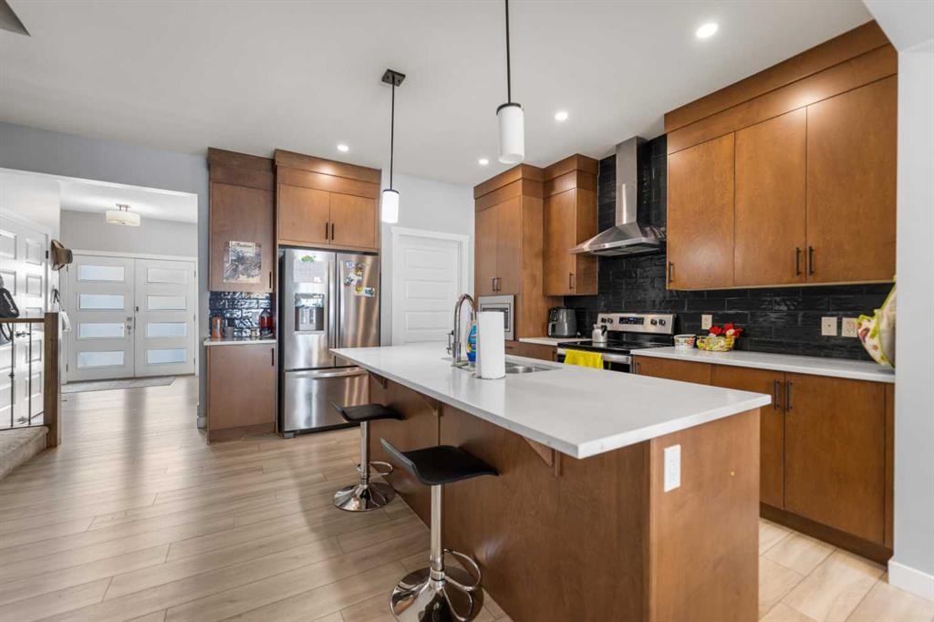75 Homestead Park Ne, Calgary, AB - Indoor Photo Showing Kitchen With Upgraded Kitchen
