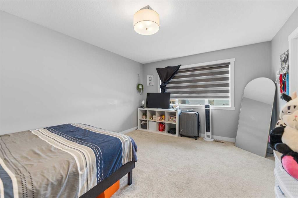 75 Homestead Park Ne, Calgary, AB - Indoor Photo Showing Bedroom