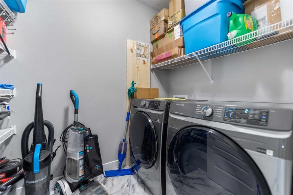 75 Homestead Park Ne, Calgary, AB - Indoor Photo Showing Laundry Room